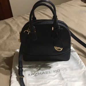 🔥🔥🔥Michael  dome Navy Blue Small Handbag 🔥🔥🔥